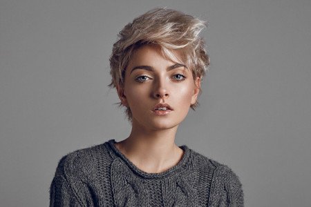 Как сочетать прическу и стиль одежды